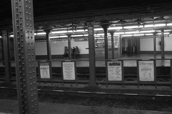 Budapest, M1 metró, Oktogon, bélyegkép
